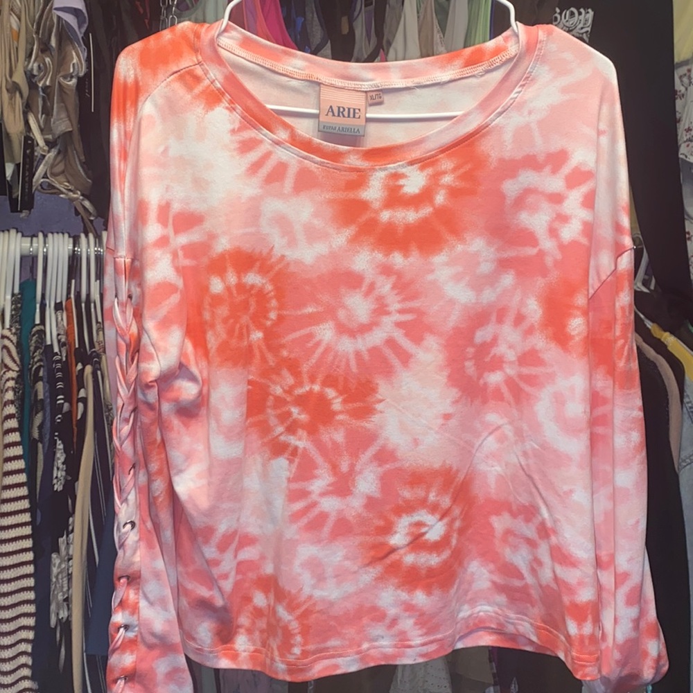 Ladies AERI lace up tie dye pink and white long sleeve shirt great shape size XL